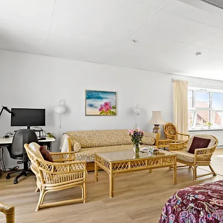 Beautiful In With House Sea View * Hejls